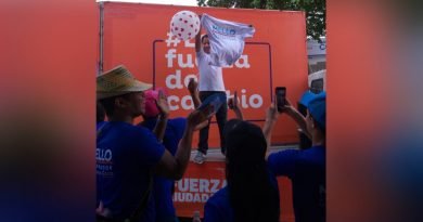 Seguidores del Mello secuestran carrovalla de Caicedo y agreden a jóvenes de Fuerza Ciudadana en Aracataca Seguidores del Mello secuestran carrovalla de Caicedo y agreden a jóvenes de Fuerza Ciudadana en Aracataca