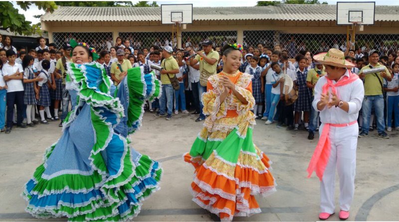 Reyes caimaneros 2017 arrancan elogios en gira promocional en colegios y medios de Ciénaga