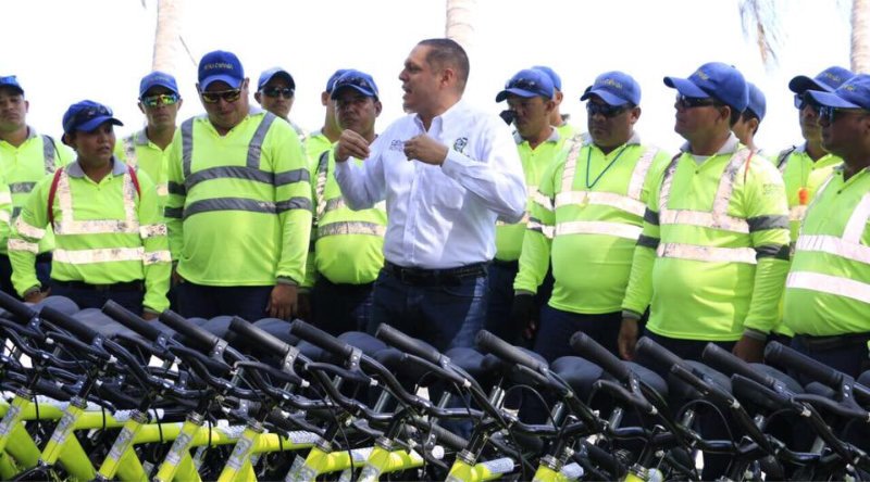 Alcaldía e Intraciénaga dotaron con bicicletas a 30 facilitadores viales