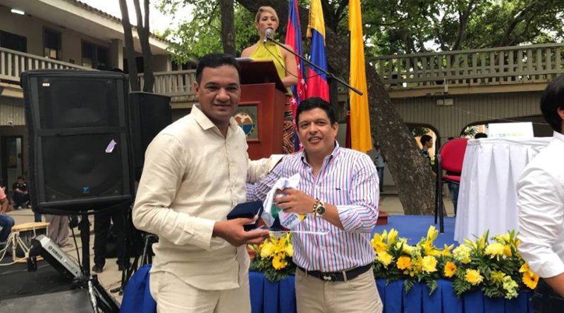 Cienaguero Eduardo Garavito Zapata recibió reconocimiento de Unimagdalena en ‘día de las estrellas SABER PRO’