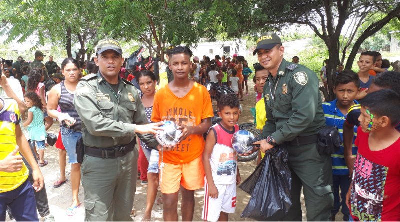 Policía Anti-Narcóticos desarrolla campaña contra las drogas en La Milagrosa uno (Ciénaga)