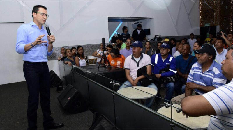 Caicedo busca aval con dos millones de firmas, el Caribe respalda camino presidencial