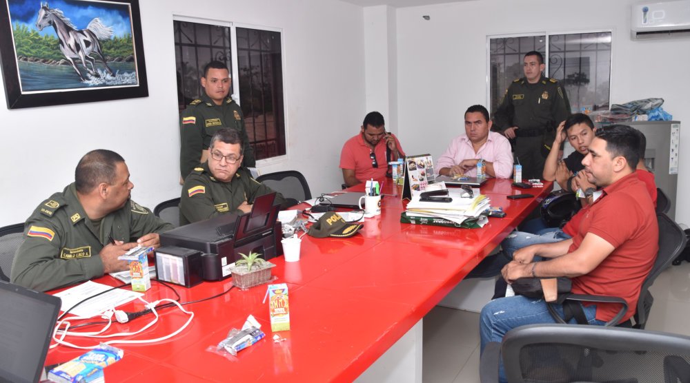 Alcaldía de Puebloviejo mejorará parque automotor de la Policía Nacional