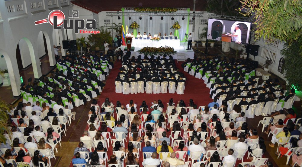 Solemne  acto  de graduación de 213 Técnicos Profesionales de la IES INFOTEP de Ciénaga