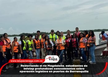 Recorriendo el río Magdalena, estudiantes de Infotep profundizan conocimientos sobre operación logística en puertos de Barranquilla
