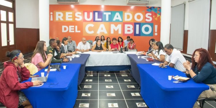 Un ‘Frente Común’ contra la Violencia de Género: Gobernación y entidades del orden nacional trabajan en la atención de víctimas de acoso en la Alejandro Próspero Reverend