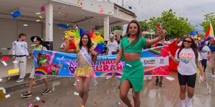 SIGUE LA VIOLENCIA HACIA PERSONAS LGBTQ+ EN EL MAGDALENA: CARIBE AFIRMATIVO DENUNCIA VULNERACIÓN A LOS DERECHOS HUMANOS