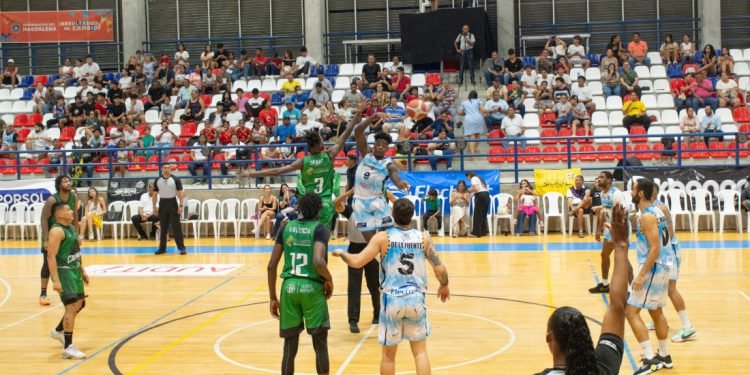 Gobernación le cumple al baloncesto: Caribbean Storm juega la Liga Profesional en el Polideportivo del sur