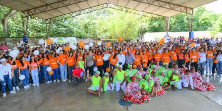 ¡Magdalena se llena de educación más digna y de calidad! Gobierno Popular inició construcción de un nuevo colegio para hijos de campesinos de Zona Bananera